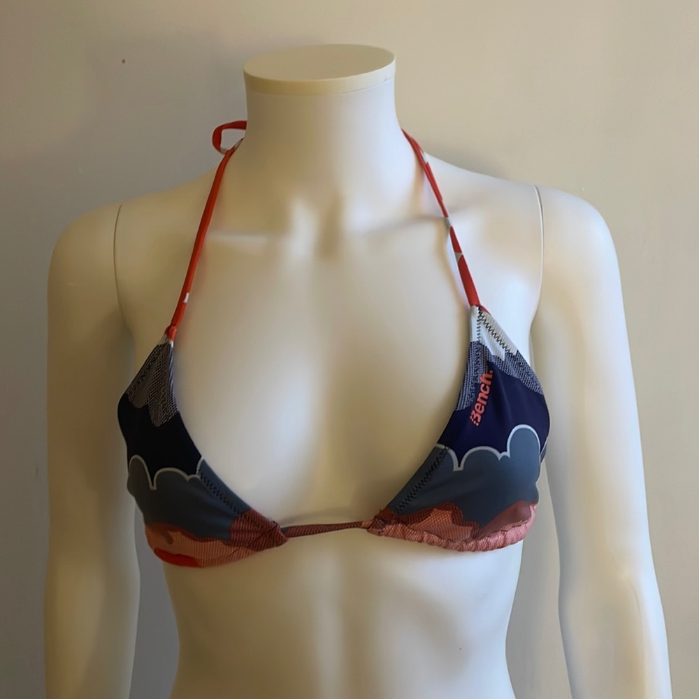Bench Bikini Top Size M .